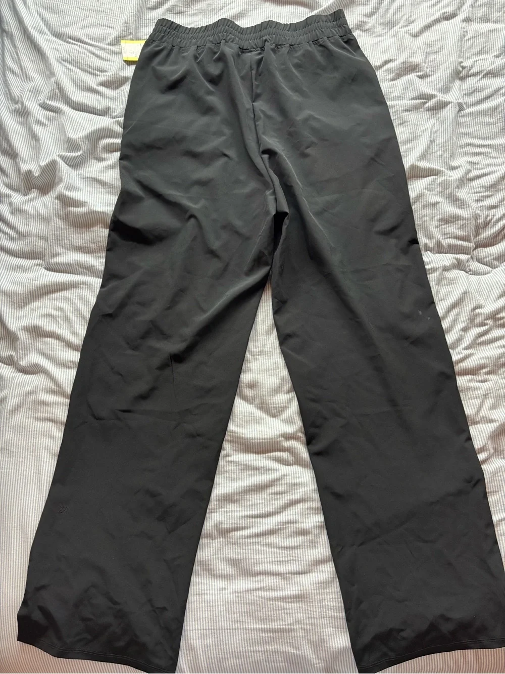 NWT all in motion Black Elastic-Waist Straight-Leg Sweatpants - Picture 1 of 4
